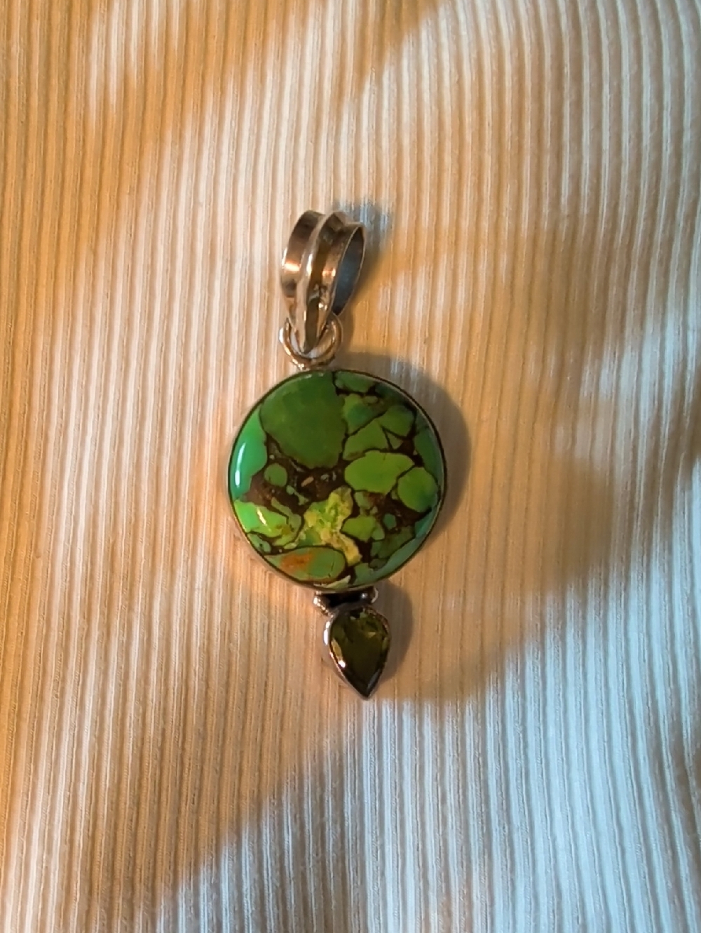 Mohave Green Copper Turquoise with Teardrop Peridot Pendant of Sterling Silver